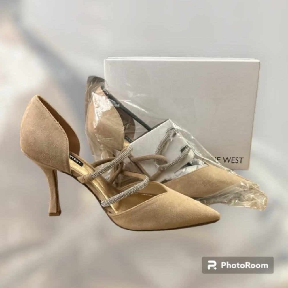 Nine West Sparks 2 light natural women’s heel size 8m